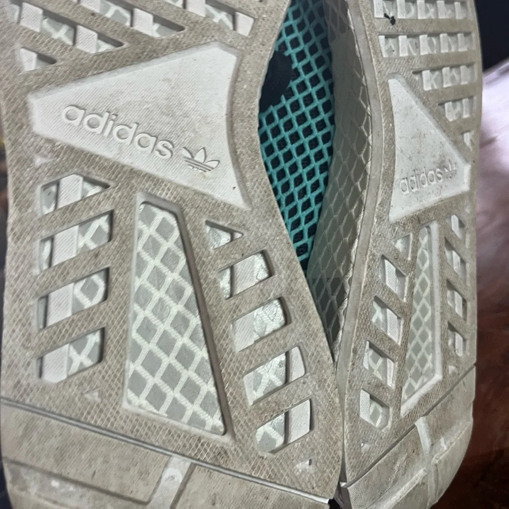 adidas modern lightweight